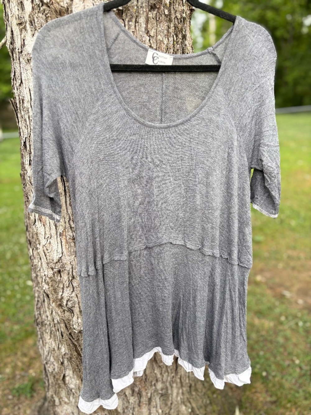 Women’s Gray Ruffle bottom top